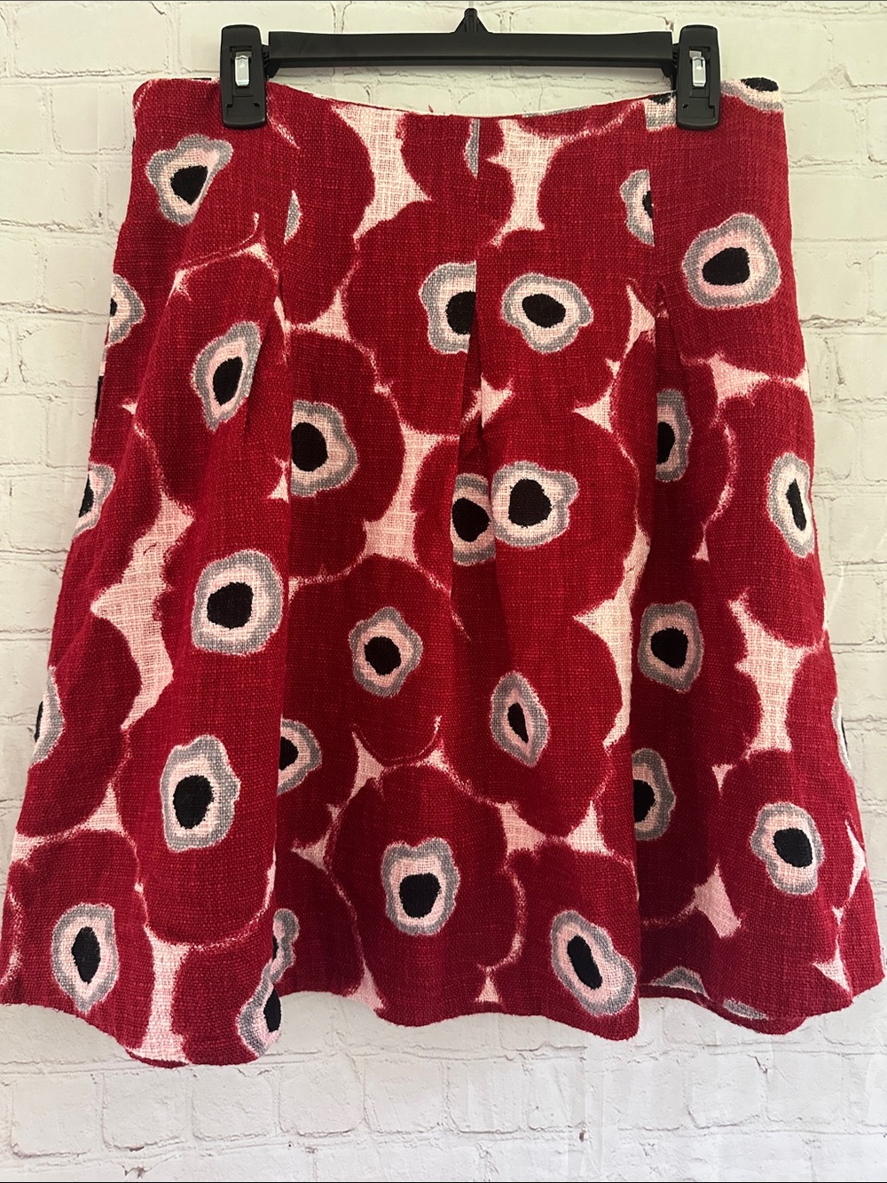 The Limited Cotton Inverted Pleat Red Floral A-Line Skirt size S
